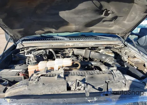 2002 Ford F-250 Lariat/Xl/Xlt z USA, uszkodzony, nr VIN 1FTNW21L92EB18059